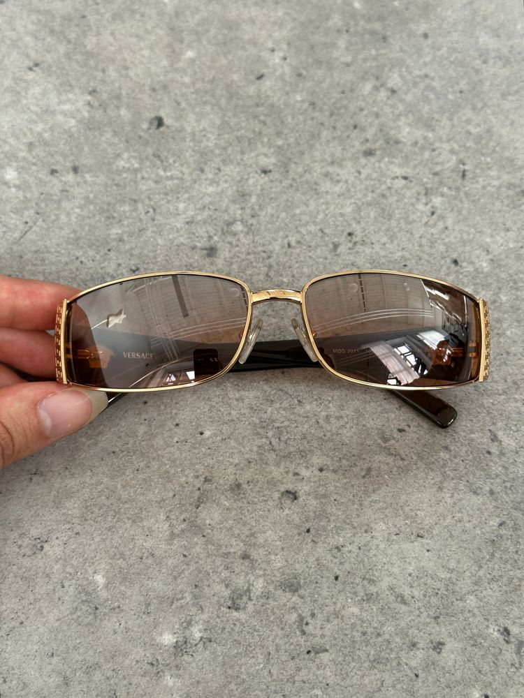 Versace 2000s Rectangular Medusa Logo Sunglasses 6