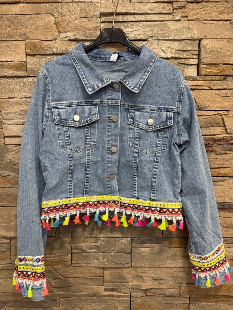 Immagine di Denim Jacket With Colorful Tassel Trim 2