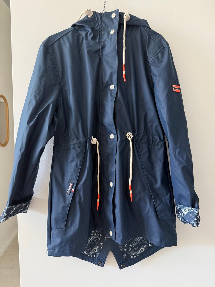 Other Geographical Norway Navy Raincoat Jacket size M brand new  product image