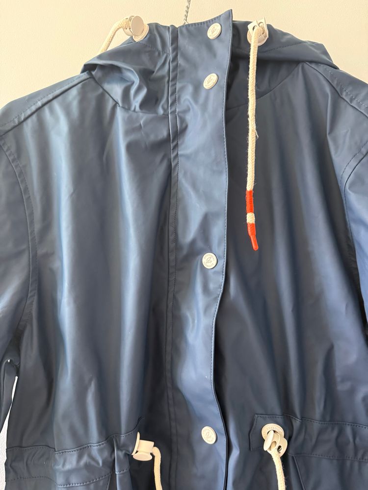 Geographical Norway Navy Raincoat Jacket size M brand new  2