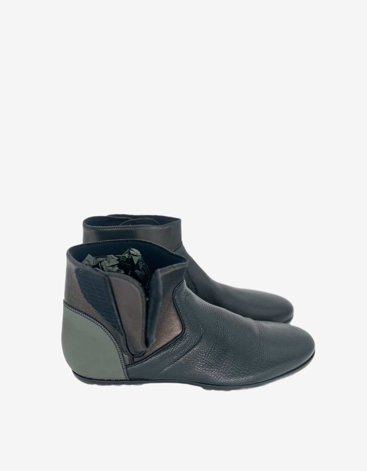 Lanvin Black Chelsea Boot With Velcro Closure image 6