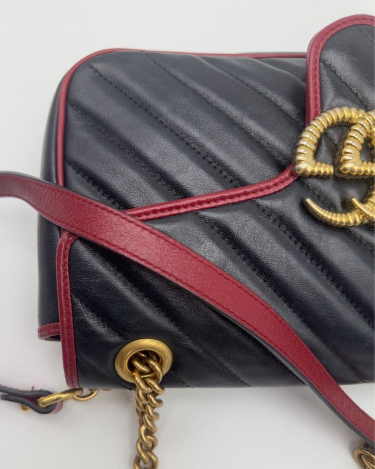 Gucci Borsa GG Marmont Small Pelle Matelassé Nera — Pre-owned Autentica obraz 5