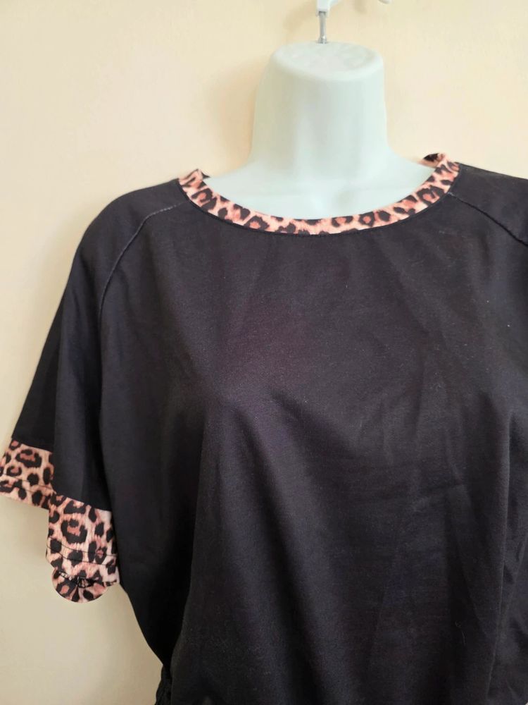 Black & Leopard Print 2-Piece Top & Drawstring Shorts Lounge Co-Ord Set (Size 1XL / UK 16-18) imagen 3