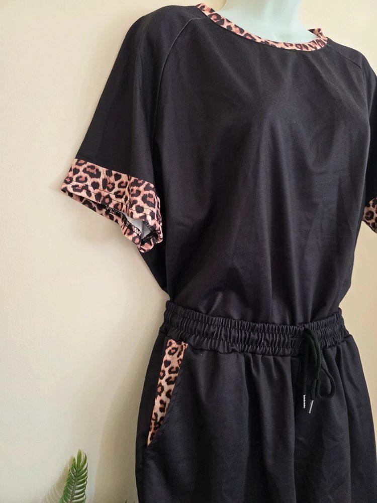 Black & Leopard Print 2-Piece Top & Drawstring Shorts Lounge Co-Ord Set (Size 1XL / UK 16-18) imagen 2