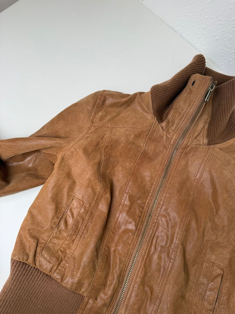 Immagine di Leather Bomber Jacket (UK16) 5