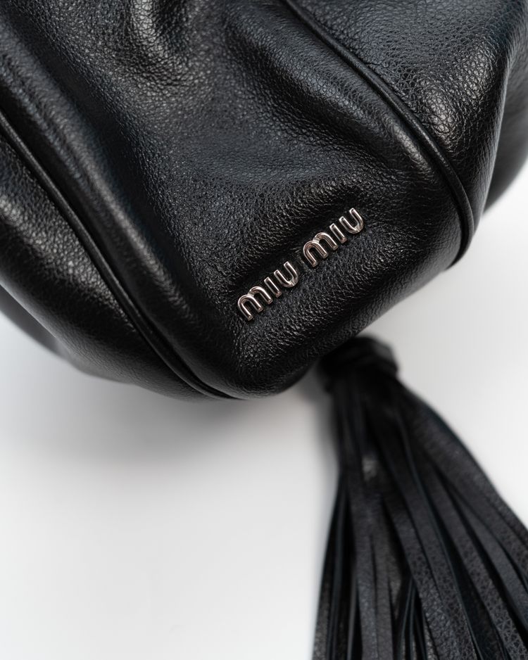 Miu Miu Borsa Bucket Nappa Nera — Pre-owned Autentica imagen 7