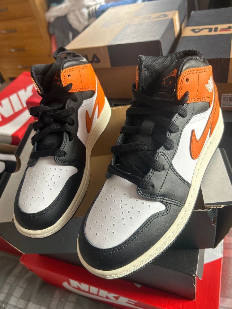Nike Air Jordan 1 Mid Juniorn image 1