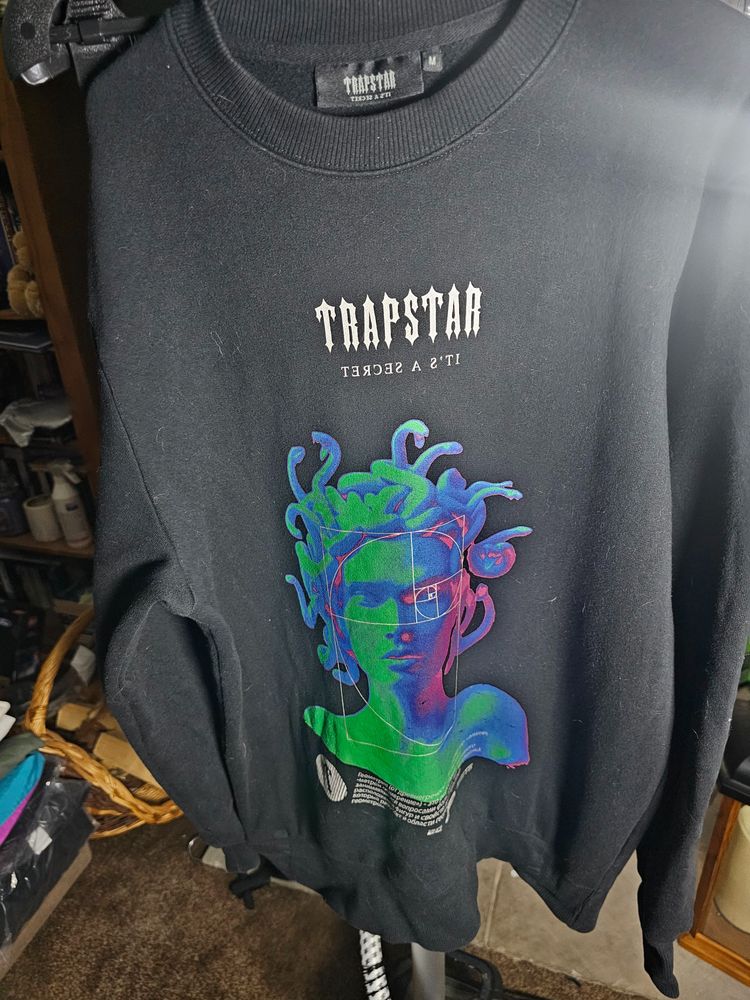 Trapstar Black Sweatshirt With Graphic Print