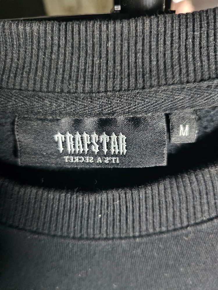 Trapstar Black Sweatshirt With Graphic Print 2