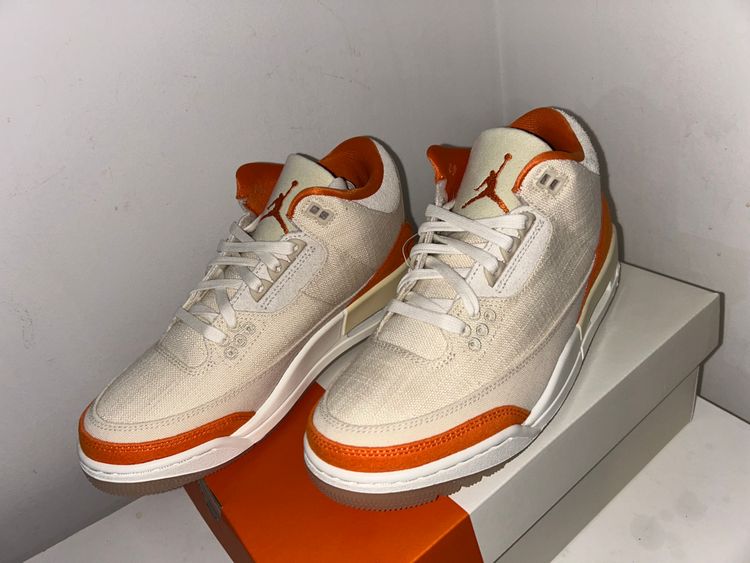 Nike Air Jordan 3 Retro Sneakers image 1