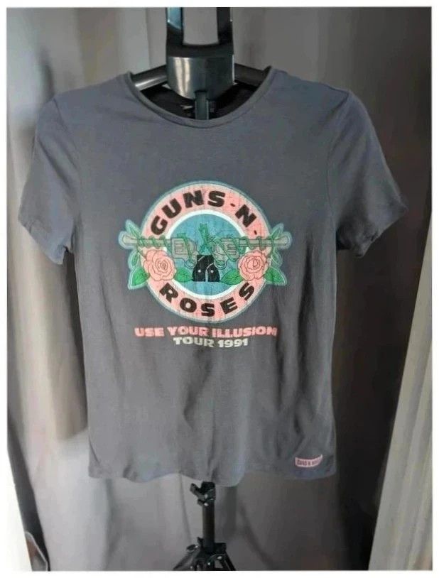 Guns N Roses Use Your Illusion 1991 Tour Band T Shirt Medium UK 12