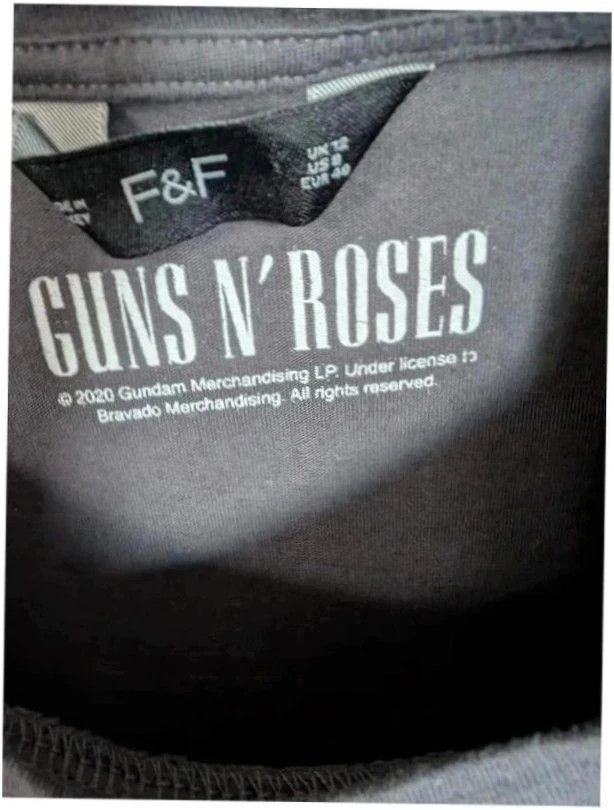 Guns N Roses Use Your Illusion 1991 Tour Band T Shirt Medium UK 12 image 4