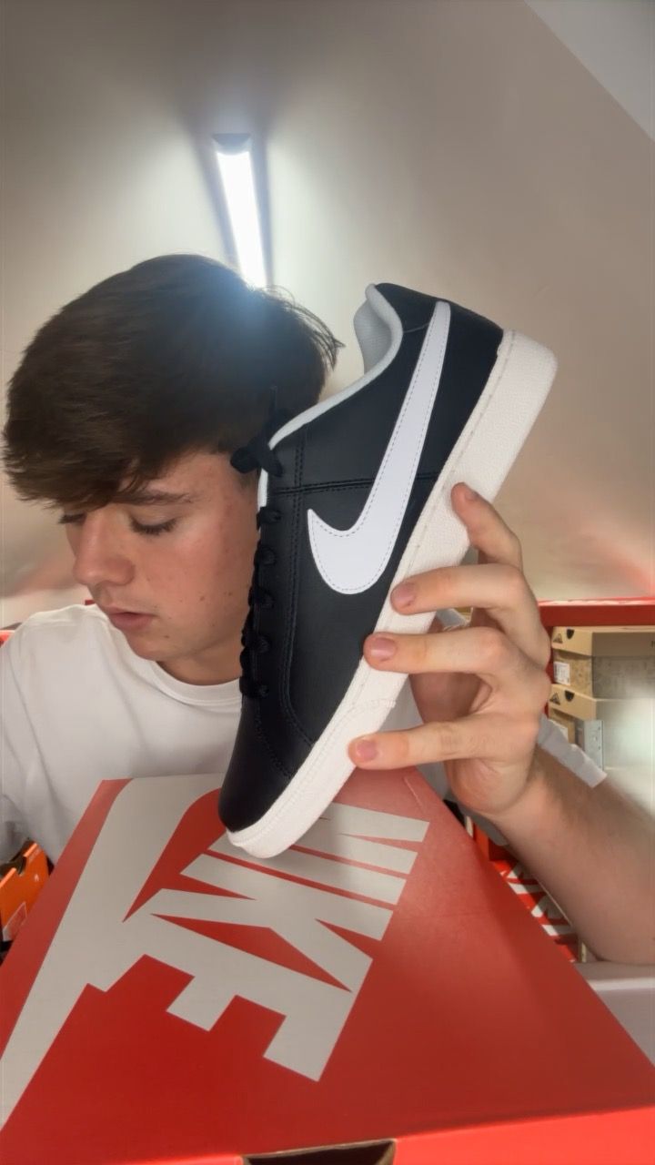 Other Uk 9 court royal black  product image