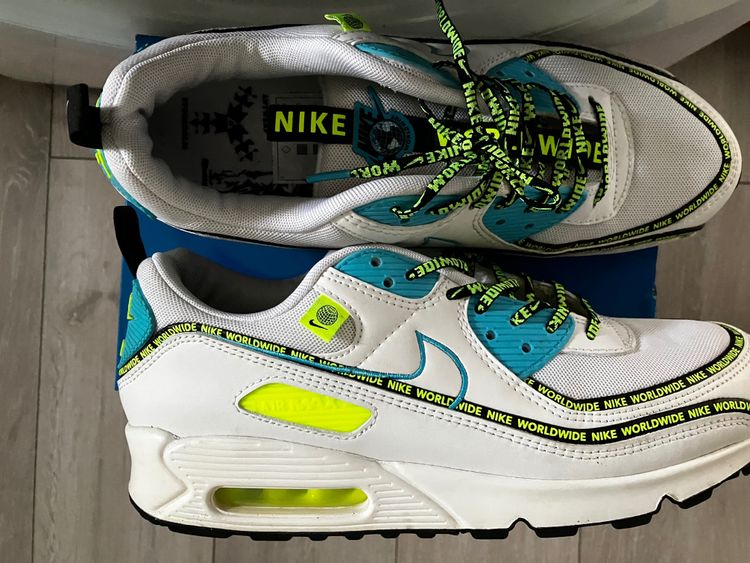 Nike Sneakers worldwide 