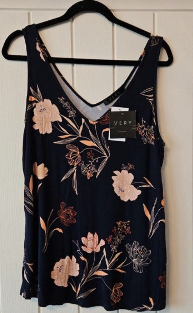 Ladies vest top.  Bnwt. Very. Size 12