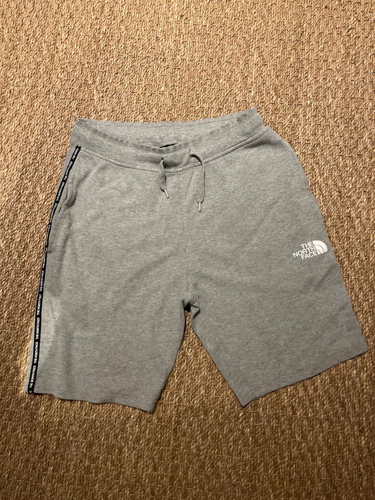 The North Face Grey Shorts Men’s XS image 1