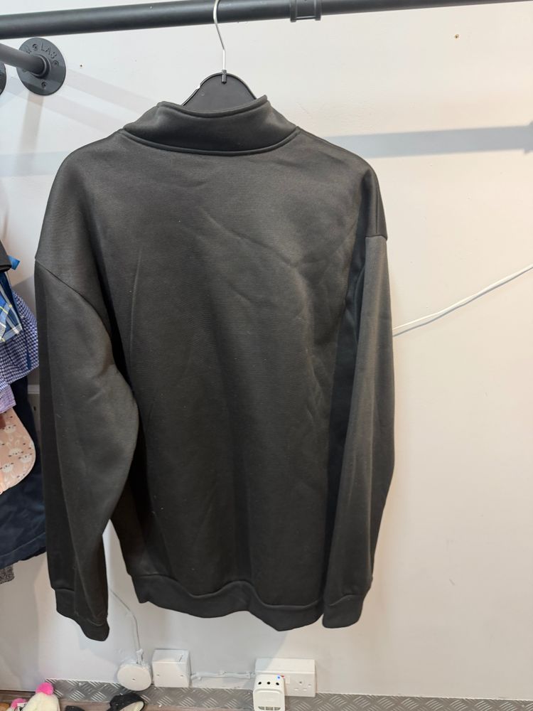 Black Quarter-Zip Sweatshirt With California Los Angeles Print - Viral and trending 2