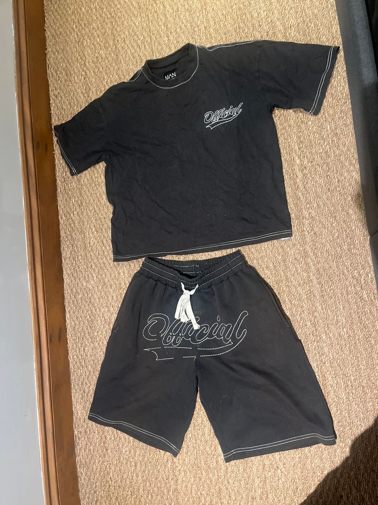 Boohoo man summer short set Men’s XS image 1