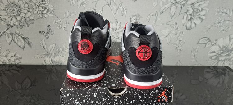 Jordan Spike Low Black Gym Red Wolf UK  9.5  Brand new Full box image 4