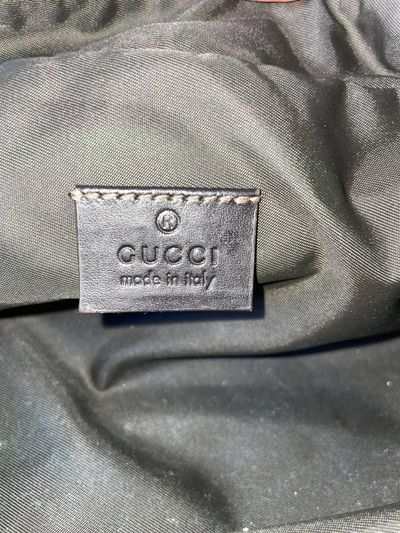 Gucci wash bag 5