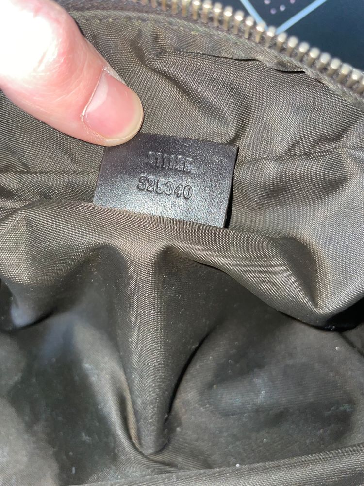 Gucci wash bag 6
