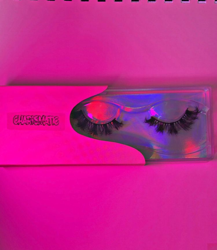 Immagine di PINK GLAM BEAUTY BUNDLE 2 Lashes + 2 Lip Glosses 4