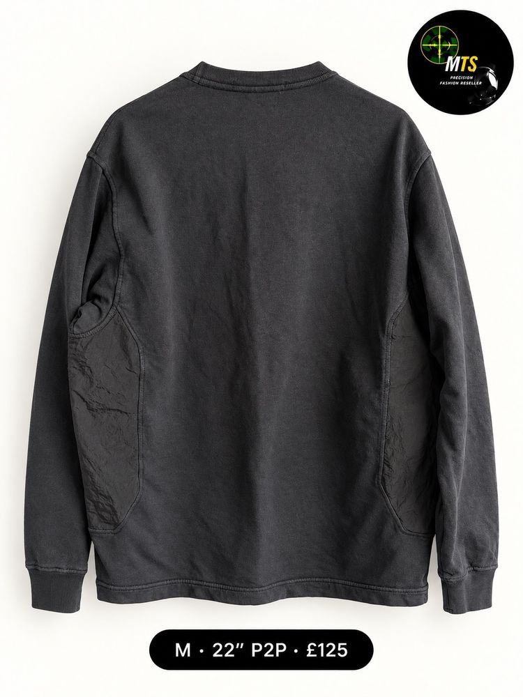 Immagine di 2422 Stone Island Black Sweatshirt 22” p2p 2