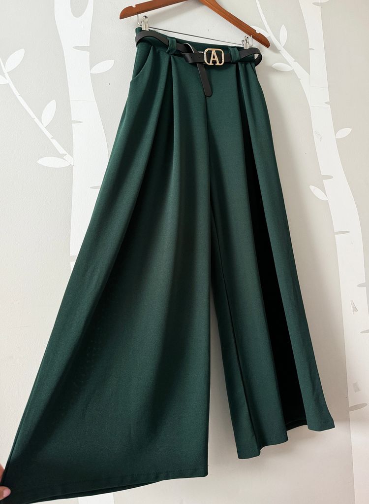 Other Spodnie szwedy z szerokimi nogawkami z paskiem butelkowa zieleń eleganckie product image