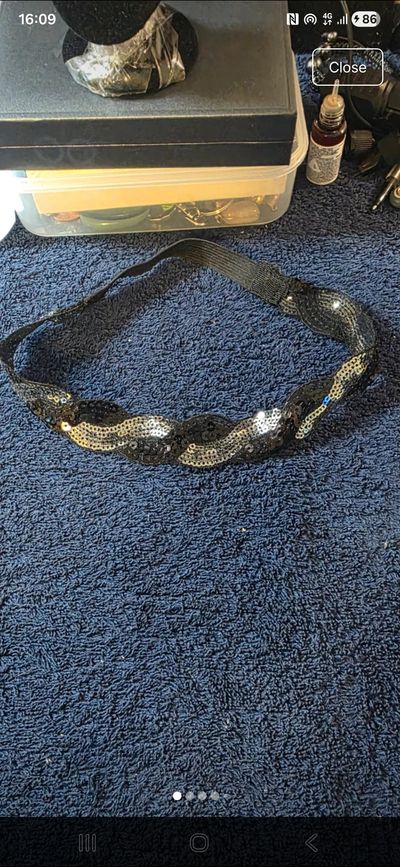 Black Sequin headband £2