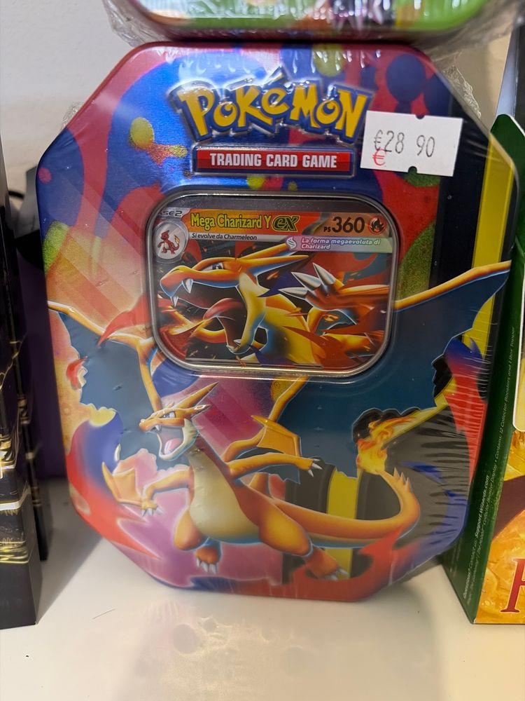 Pokémon mega tin charizard Y image 1