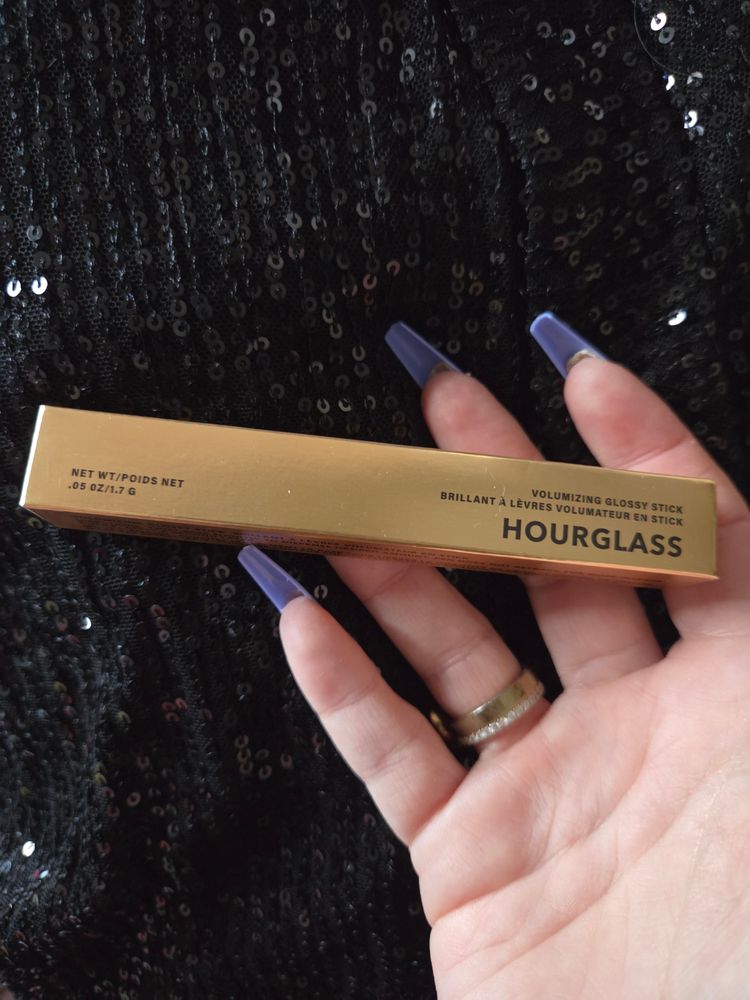 Hourglass Volumizing Glossy Stick