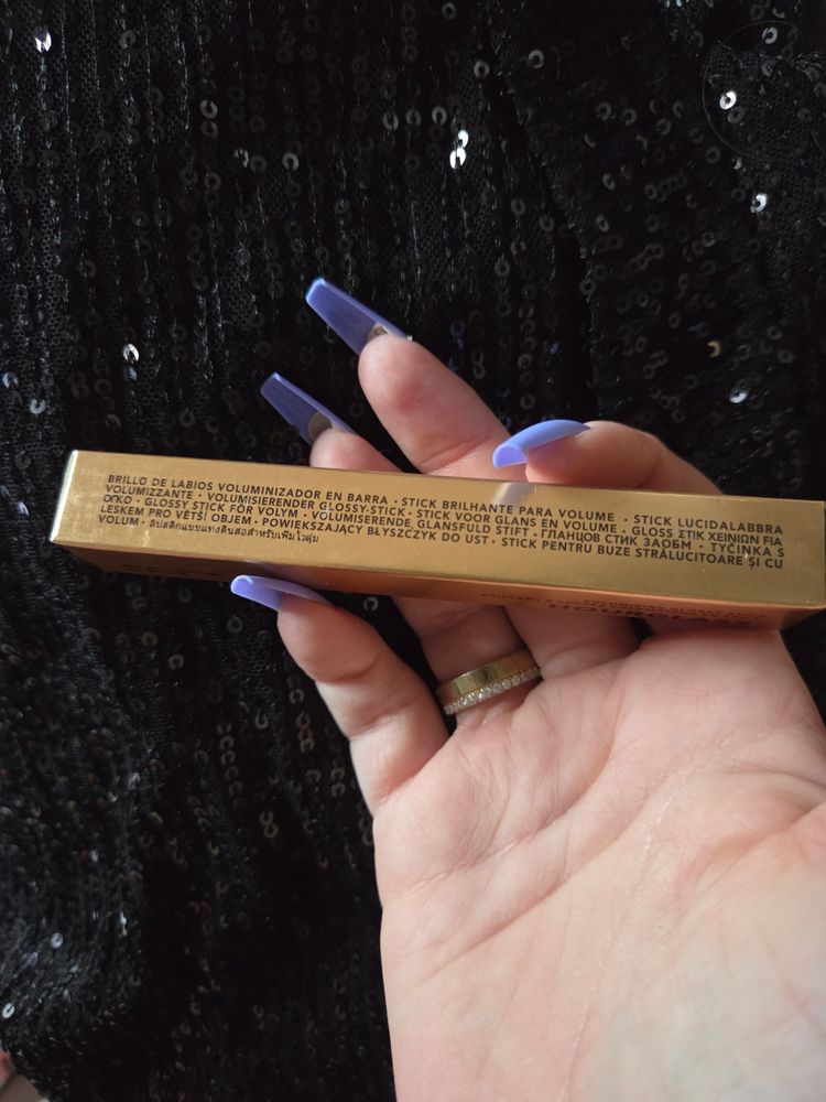 Hourglass Volumizing Glossy Stick image 3