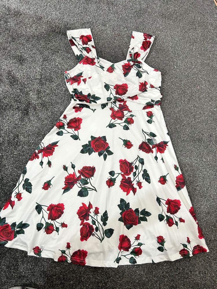 White Dress With Red Rose Print 4