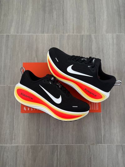 Nike Vomero Plus Road Running Trainers - ‘Black White Crimson’ - Size UK 8,8.5