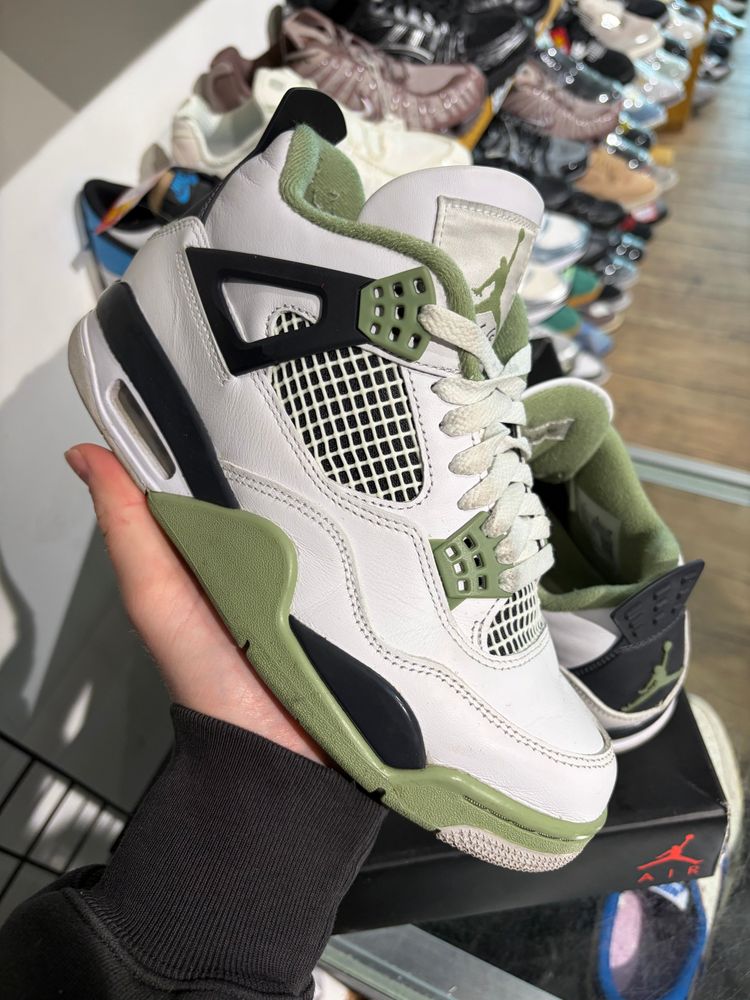 Jordan 4 Seafoam (W) UK 6 6