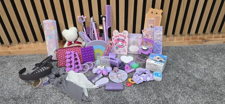 Set Assorted Purple And Pastel Stationery And Accessories Set product image