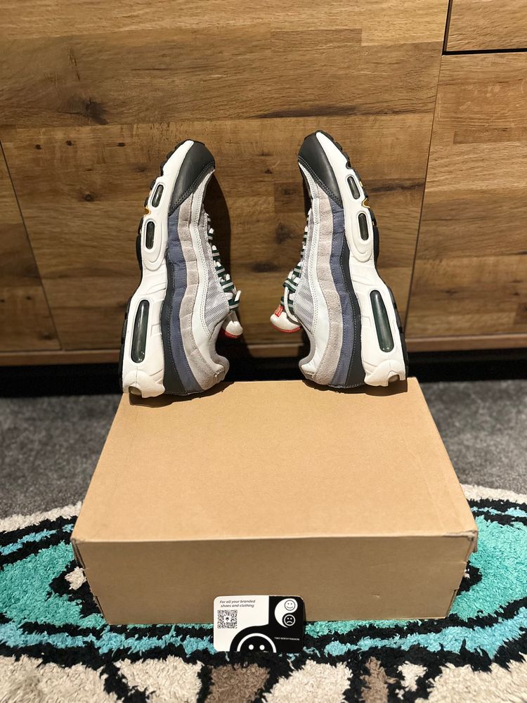 Nike Air max 95 “Pure Platinum Gorge Green” U.K. 8.5 6