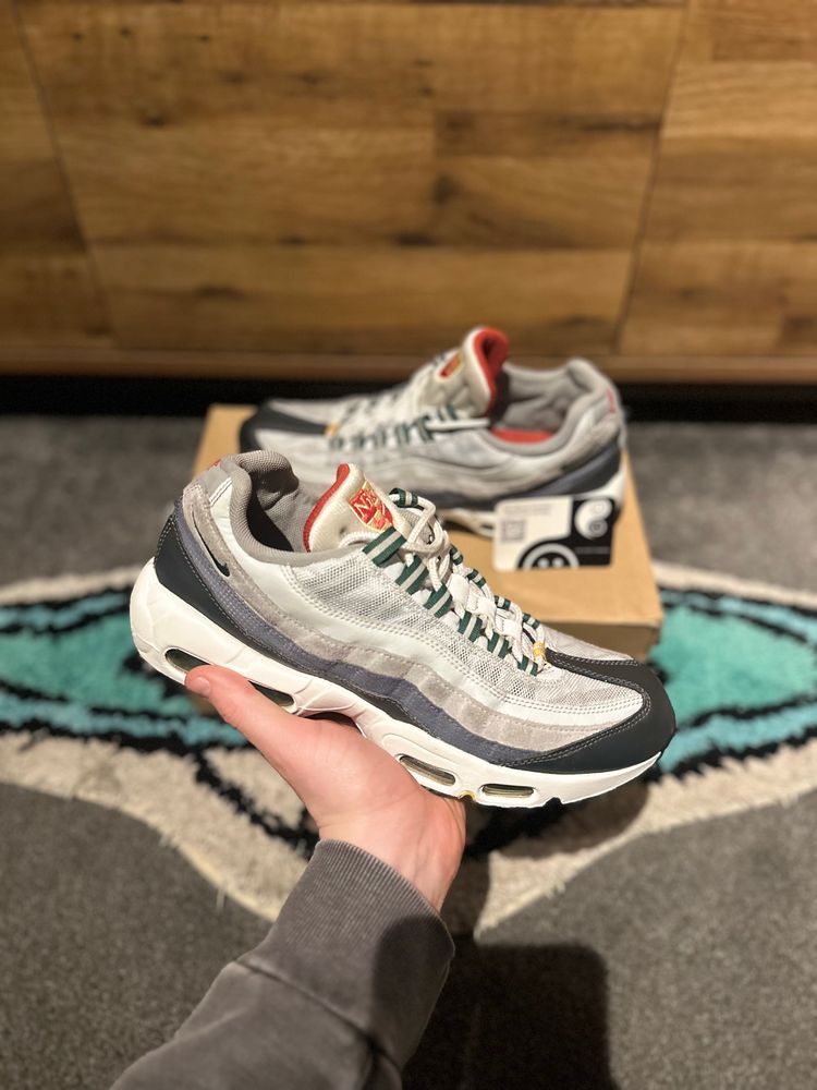 Nike Air max 95 “Pure Platinum Gorge Green” U.K. 8.5