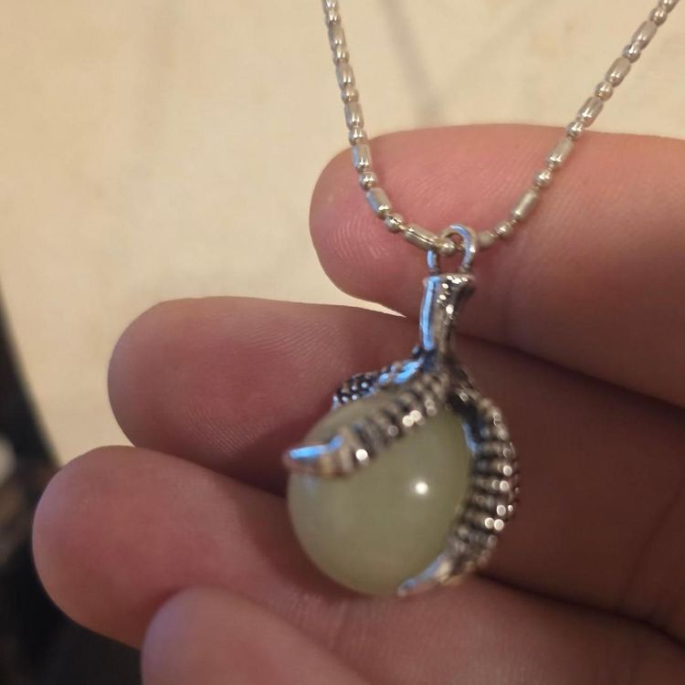 Other £5). Silver Claw Pendant Necklace With Green jade Stone product image