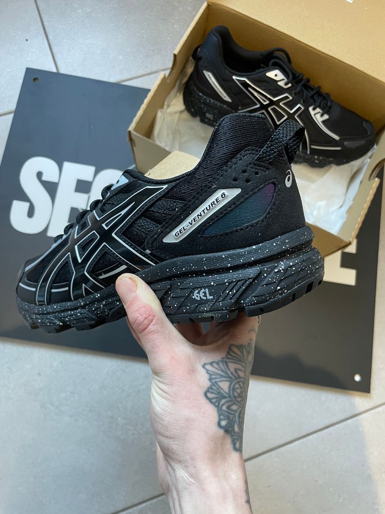 ASICS Gel Venture 6 - Black/Silver  image 3