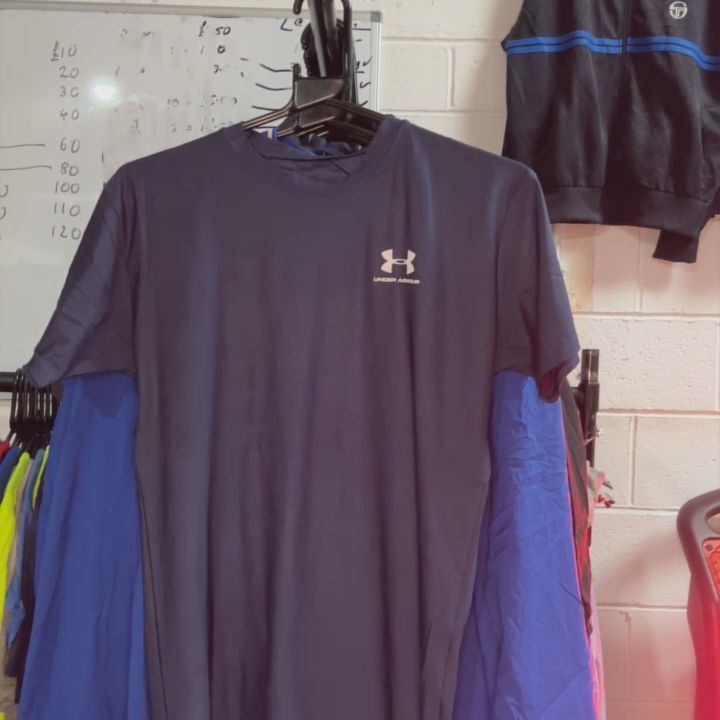 Under Armour under arm T product image