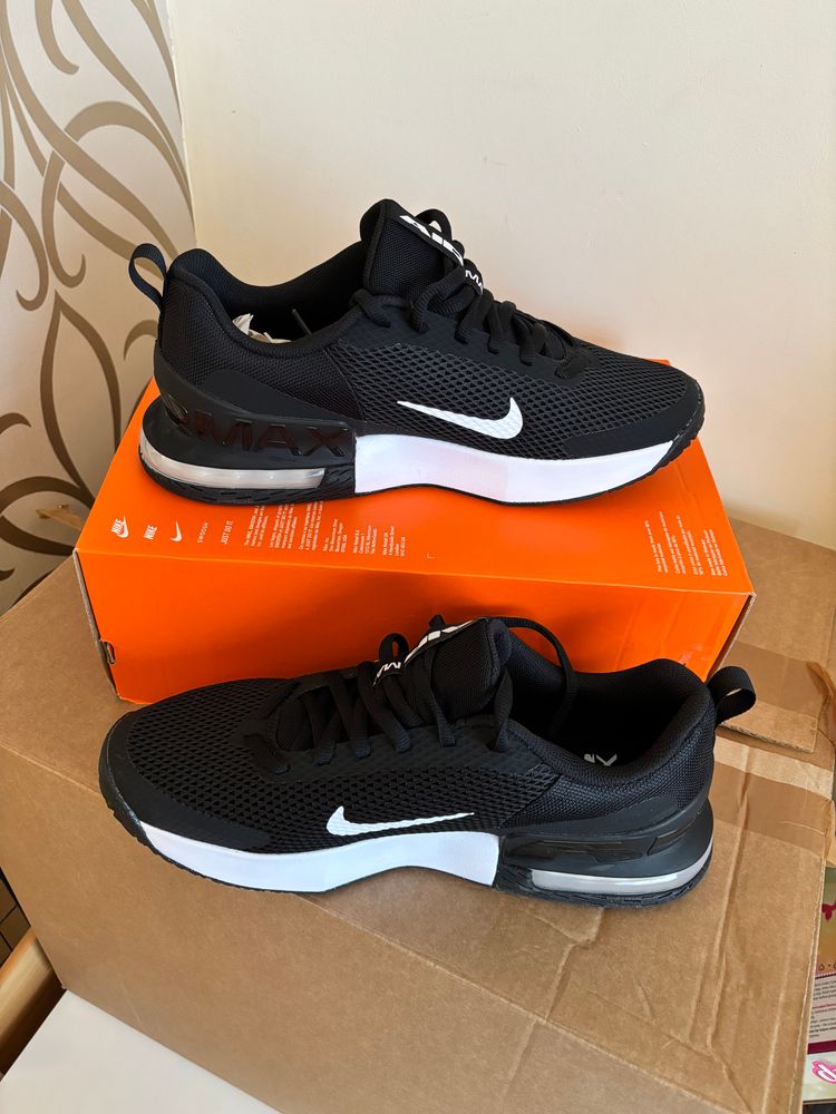 Nike Air Max Black Alpha trainer 6  imagen 4