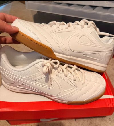 Nike White Indoor Soccer Shoes