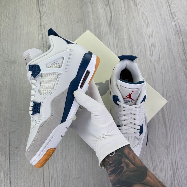 Jordan 4 Retro Men’s Retro SB Navy Blends Trainers image 2