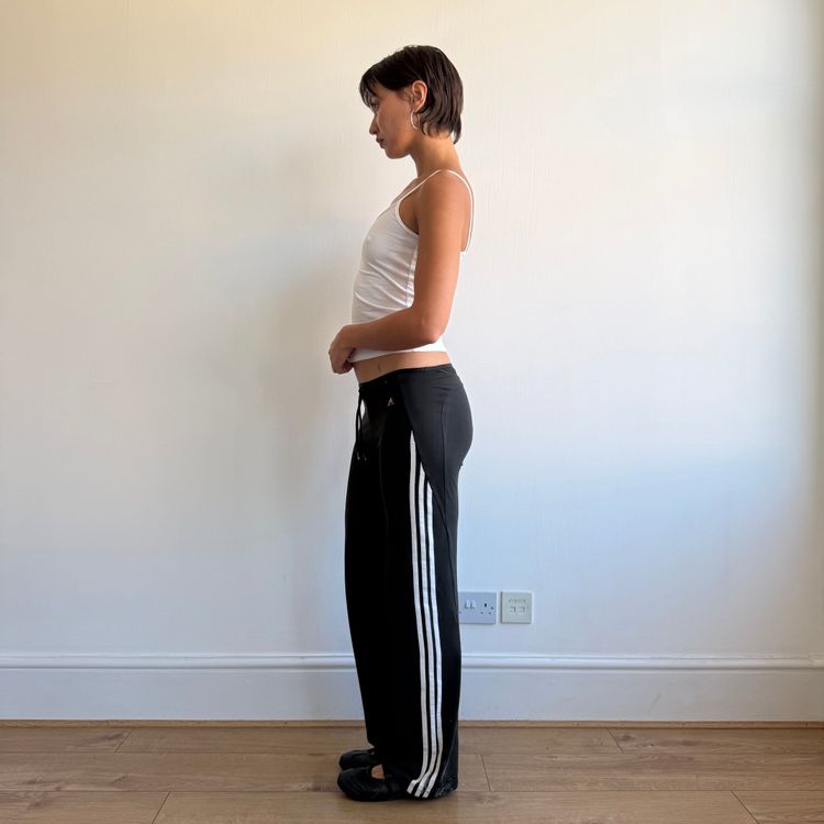 Black Adidas yoga pants - Size S-M imagen 5