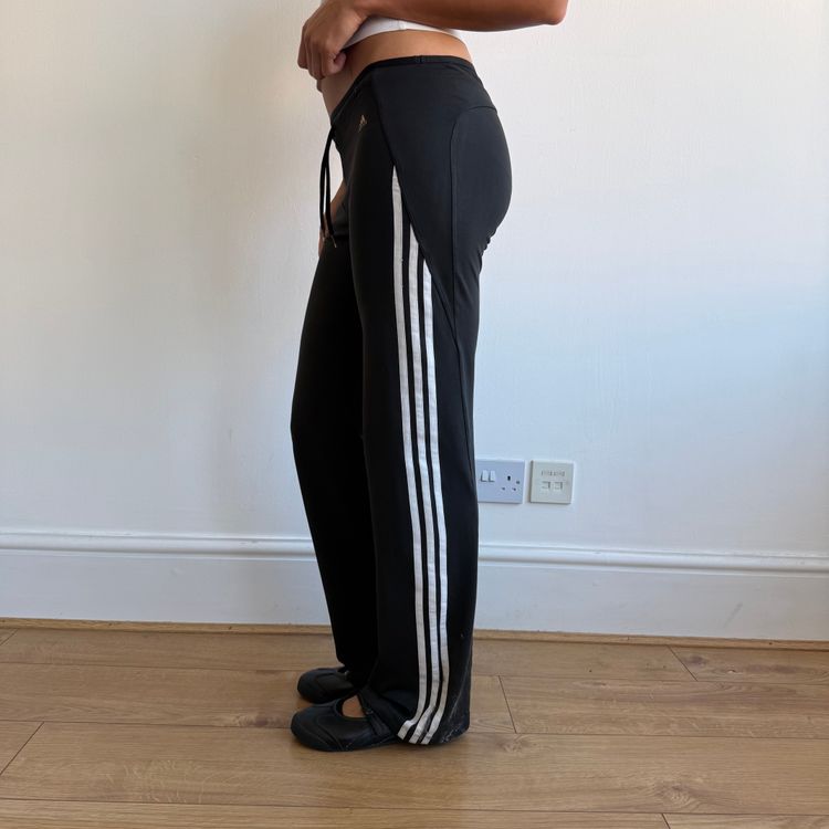 Black Adidas yoga pants - Size S-M imagen 8