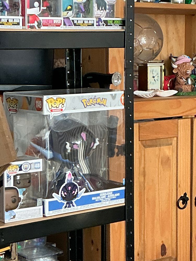 Funko Pop! Games Pokémon Ceruledge #1149 Jumbo image 1