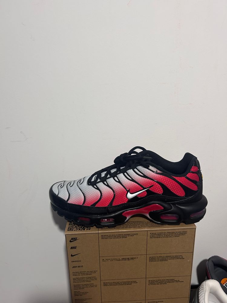 Nike AIR MAX PLUS TN 