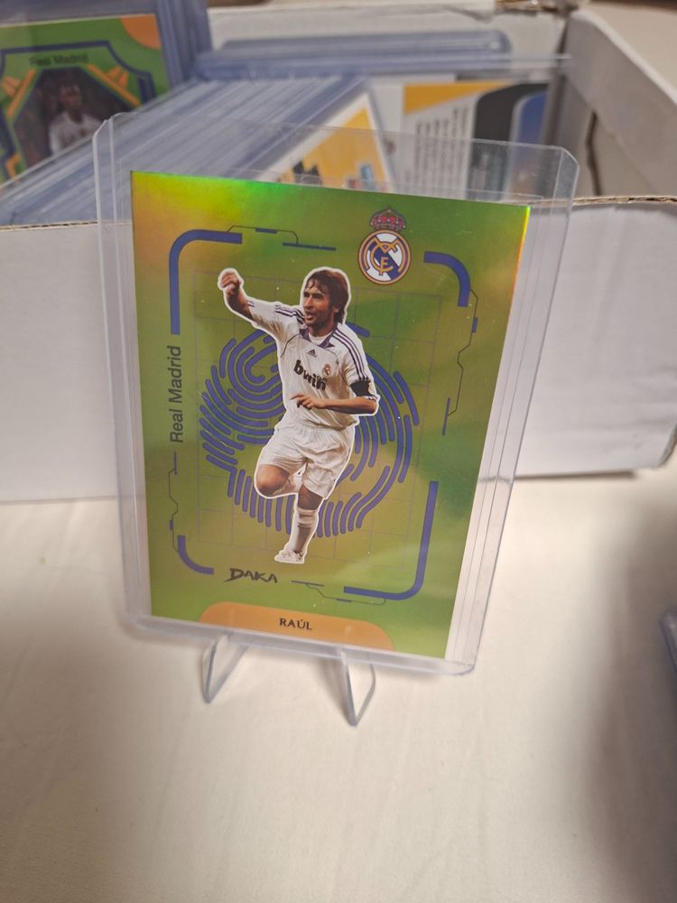 Real Madrid Raul daka football Trading Card
