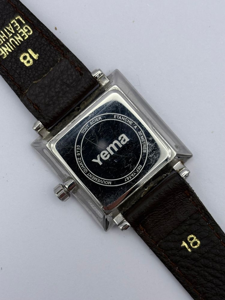 Immagine di Yema Square Wristwatch With Leather Strap 5
